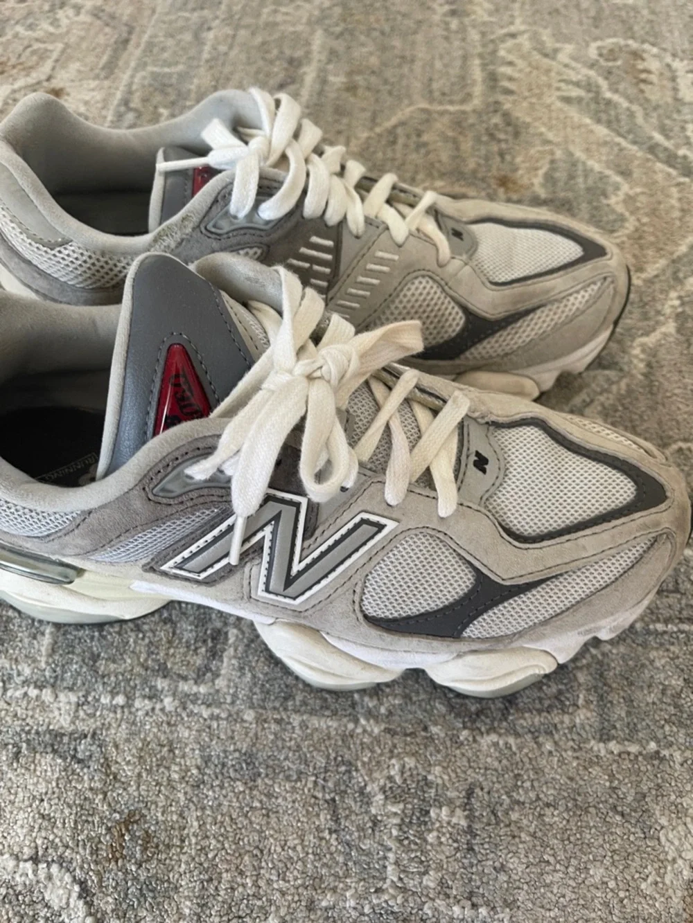 New Balance 9060 - Picture 2 of 9